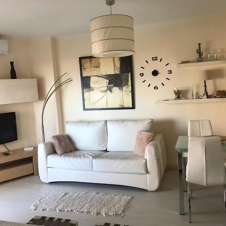 Apartamento Bruselas トロクス・コスタ エクステリア 写真